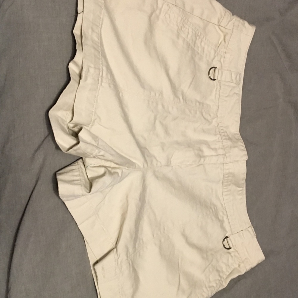 Khaki low rise shorts